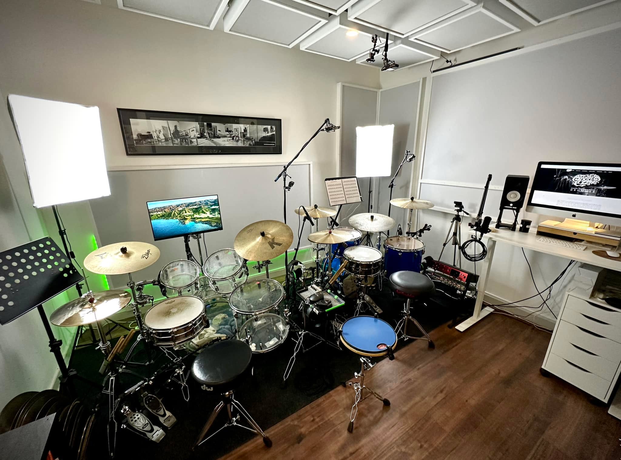 Studio is clean and all set up for lessons and recording for 2025 ✨