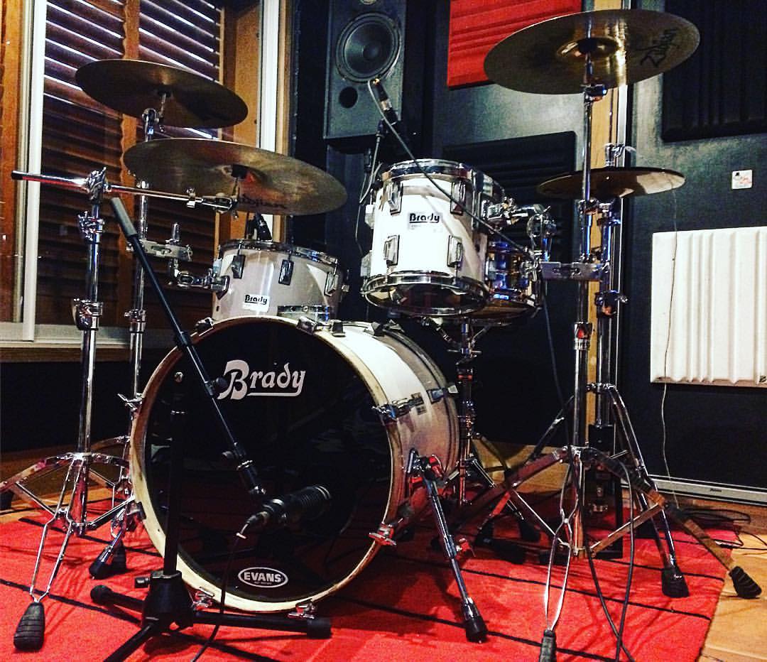It's a Brady fiber shells kinda day today. Sweet in house kit James North...