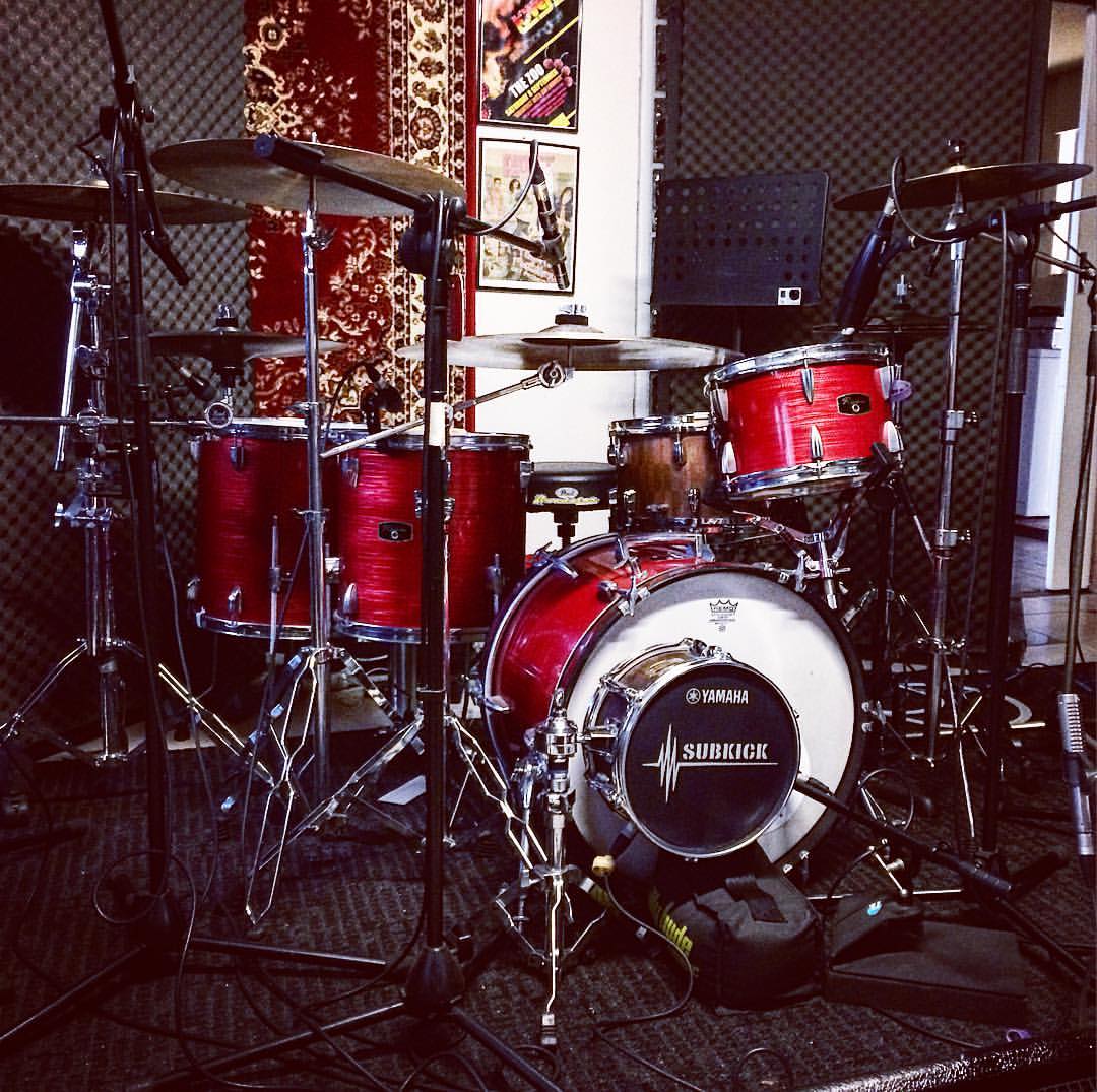 Rockin' the Riveria house kit today with rock lord Jeff Lovejoy pushing the...