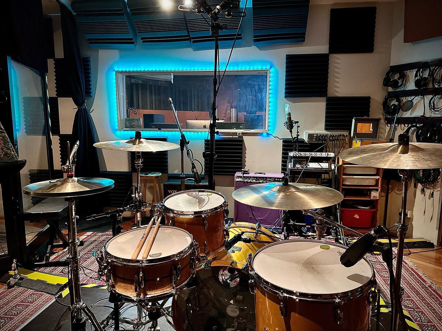 Fun session at @incubatorrecordingandmastering today.👌